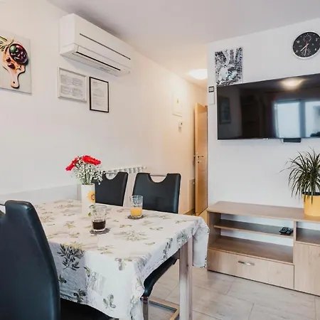 Apartman Mavel